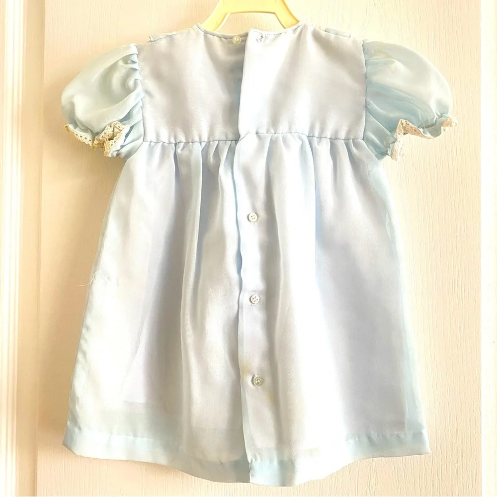 Cutest blue dress w/ lace and floral embroidery - Picture 3 of 4